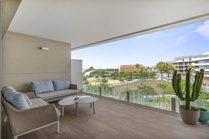 10d047540ca02a120b096918dfb7406c - 22