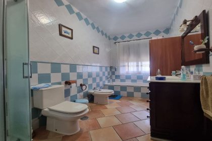 3220e022c85f4c1ec248ba0f05b47d3d - 17