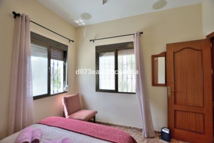 35561787880cbbb71aa70b6cdf484209 - 14