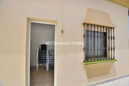 35561787880cbbb71aa70b6cdf484209 - 16
