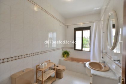 35561787880cbbb71aa70b6cdf484209 - 3