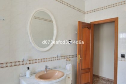 35561787880cbbb71aa70b6cdf484209 - 5