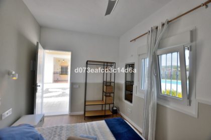 35561787880cbbb71aa70b6cdf484209 - 56