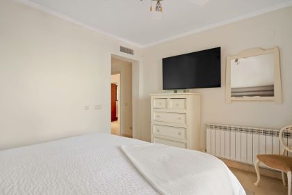 4403d8a2ac5dacbbbeda8c0ede725349 - 15