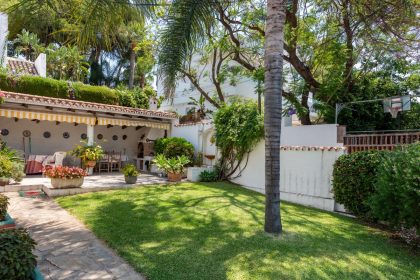 76f0eecf740e9604c320e3e30e83d6b2 - 7