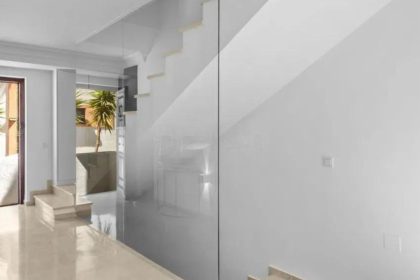79e63b3739d4abca5ea96ee6af84a709 - 22