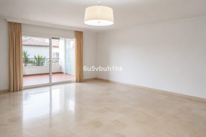 95b199ea83643859fae29515935d9780 - 13