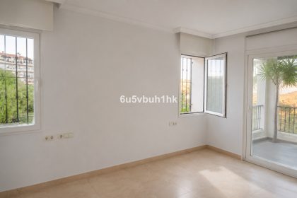 95b199ea83643859fae29515935d9780 - 20