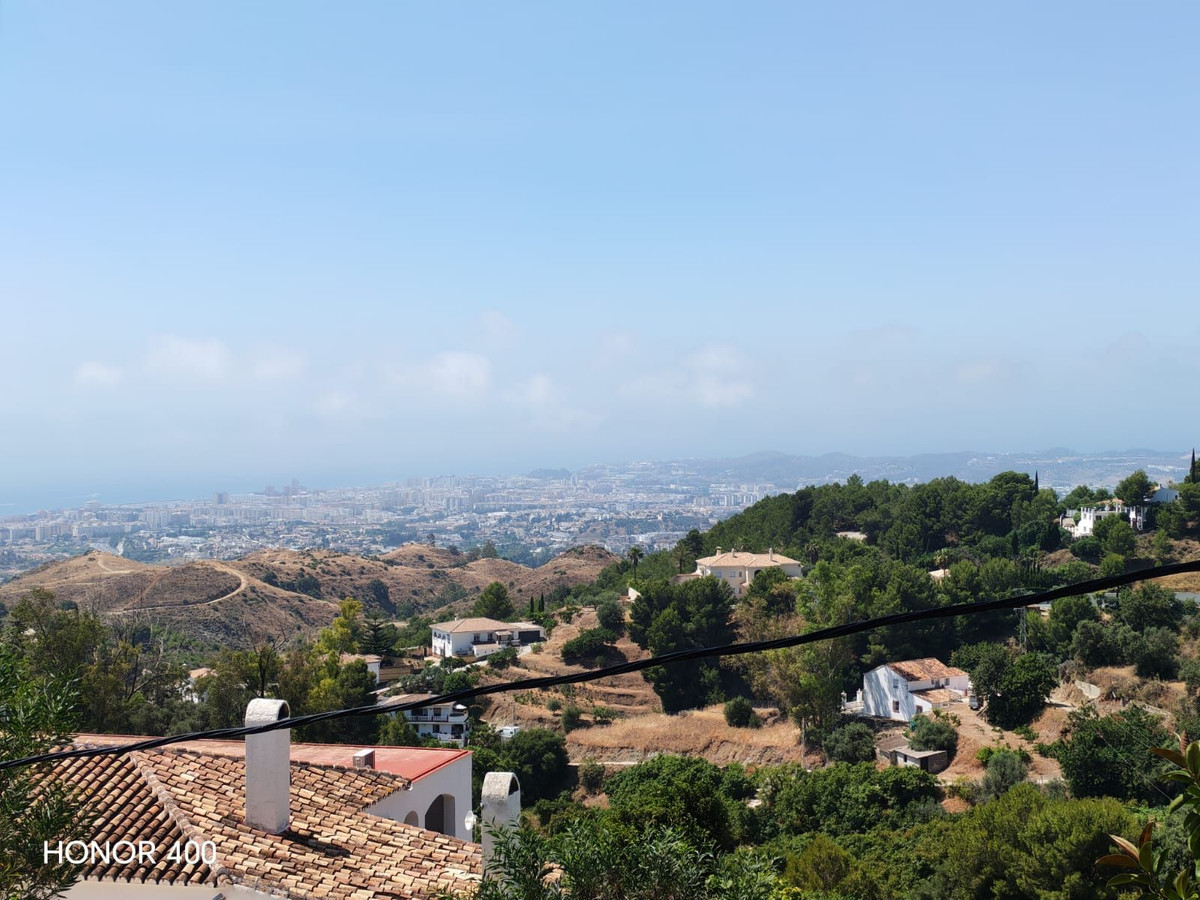 d18e7e8b07e9eae062b976322605f72a - 7