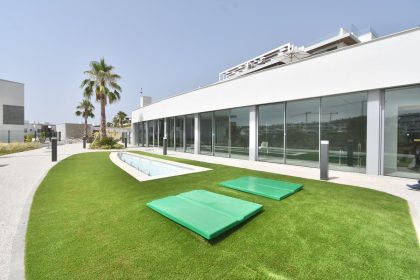 e235a819a9088cb1ce9206bf15781d9c - 55