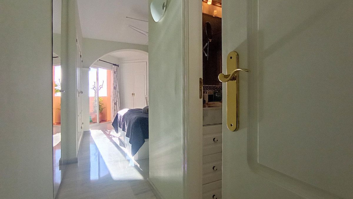 035c2defb843b84663041d311b201bed - 23