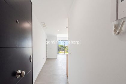 1183cb3953ebd08335337ff7333027dc - 33