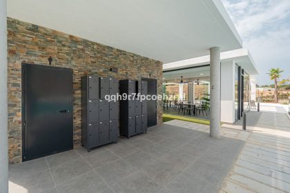 1183cb3953ebd08335337ff7333027dc - 43
