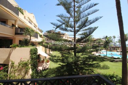569770c7c941cfbcc66208322a2ed06c - 37