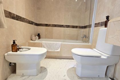 9c913e97410b0e3592d5a2f14dff72db - 22