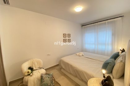 acb0085e20f934fc246076c697f5aece - 40