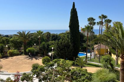 b671b139e5ab3d8bbd8e5c3369ebf9ed - 20