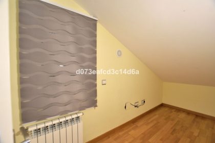 d69d0aa18a7aeeade465d849933c77a3 - 40