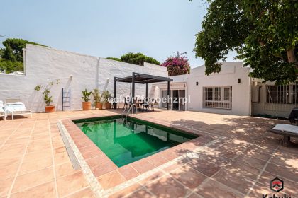 e190fd205aed16907d38fa8ad8bbfb2c - 1
