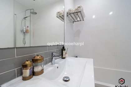 e190fd205aed16907d38fa8ad8bbfb2c - 28