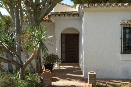 e7ea89d64572536c3ef88173b64eaf86 - 53
