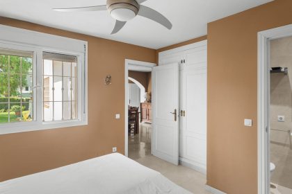 ec8859bed3aa38ae6b857a838afe1aee - 17