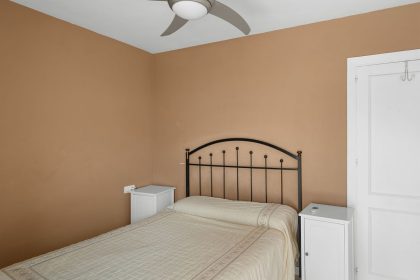 ec8859bed3aa38ae6b857a838afe1aee - 19