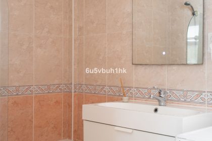 f5336d2aabda2c506c55a330bf3d8454 - 32