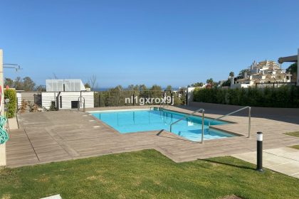faa1b01b614e8b2793fc92133626d51b - 48
