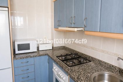 cec27e2d6c1ef3ea4d9033a473db0200 - 8